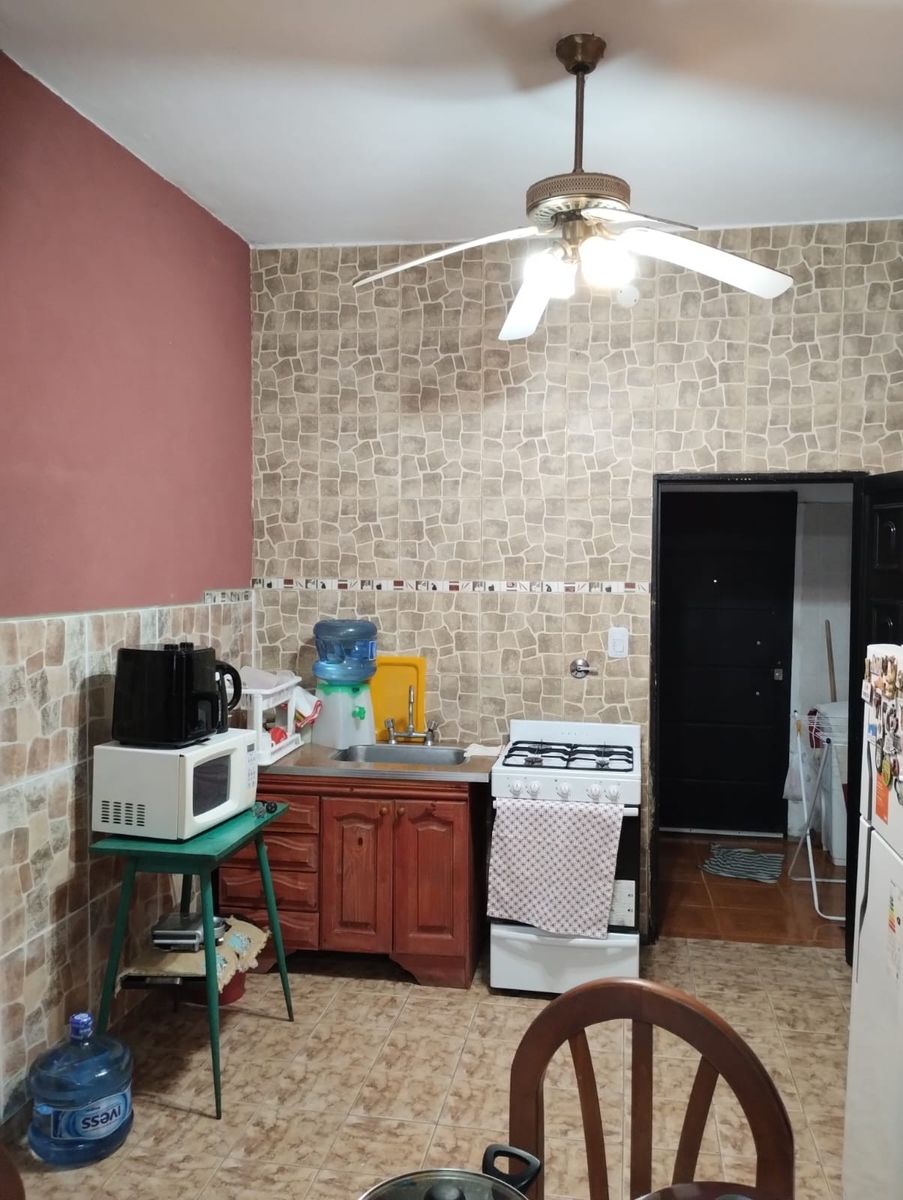 AMBERES 303 · Lomas De Zamora — foto 4
