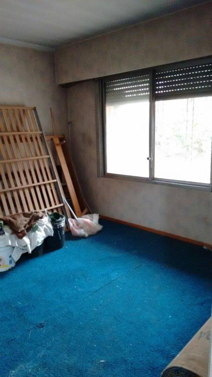 JOAQUIN V GONZALEZ 3600 · Quilmes — foto 5