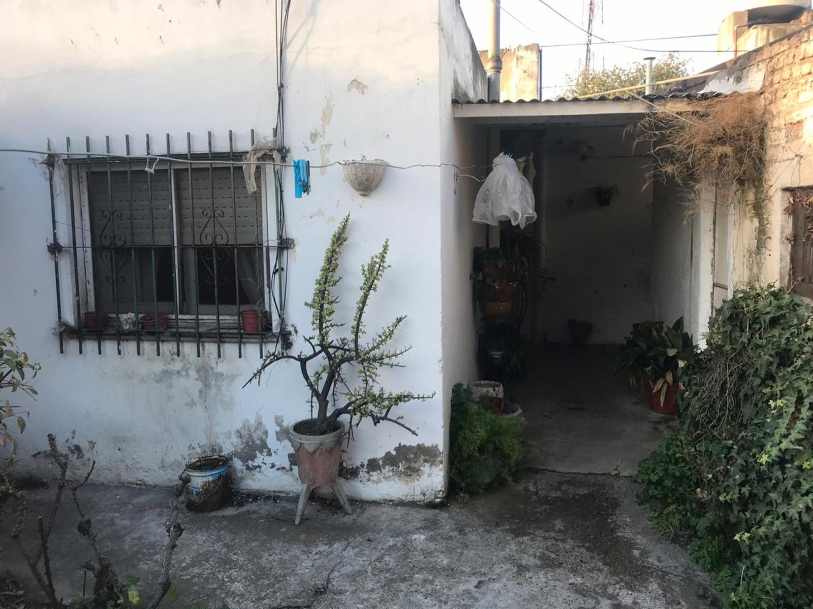 Laprida · Adolfo Alsina — foto 14