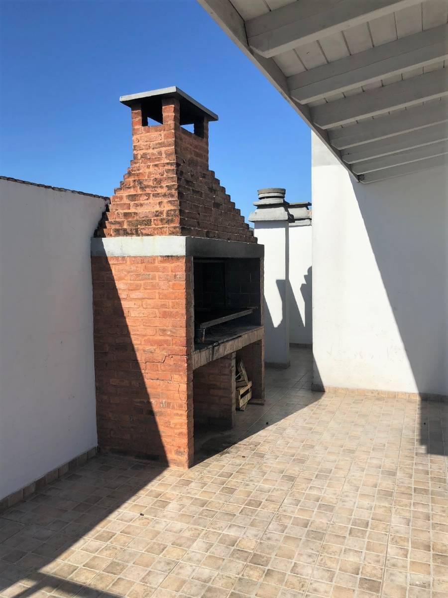 Montes de Oca 1700 · Barracas — foto 11