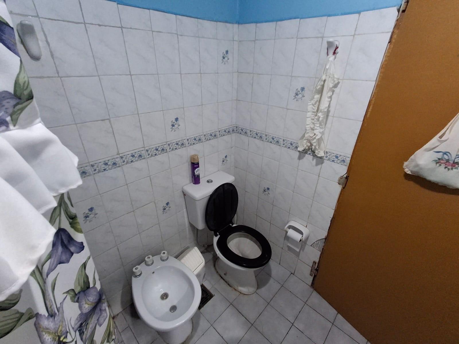 OPORTUNIDAD CASA 3 AMBIENTES Y GARAGE