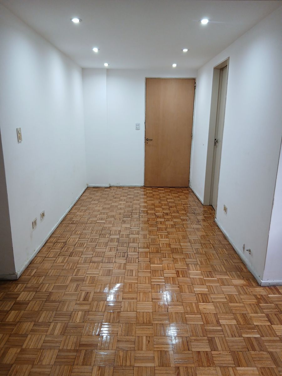 AV AVELLANEDA 3700 · Floresta — foto 3