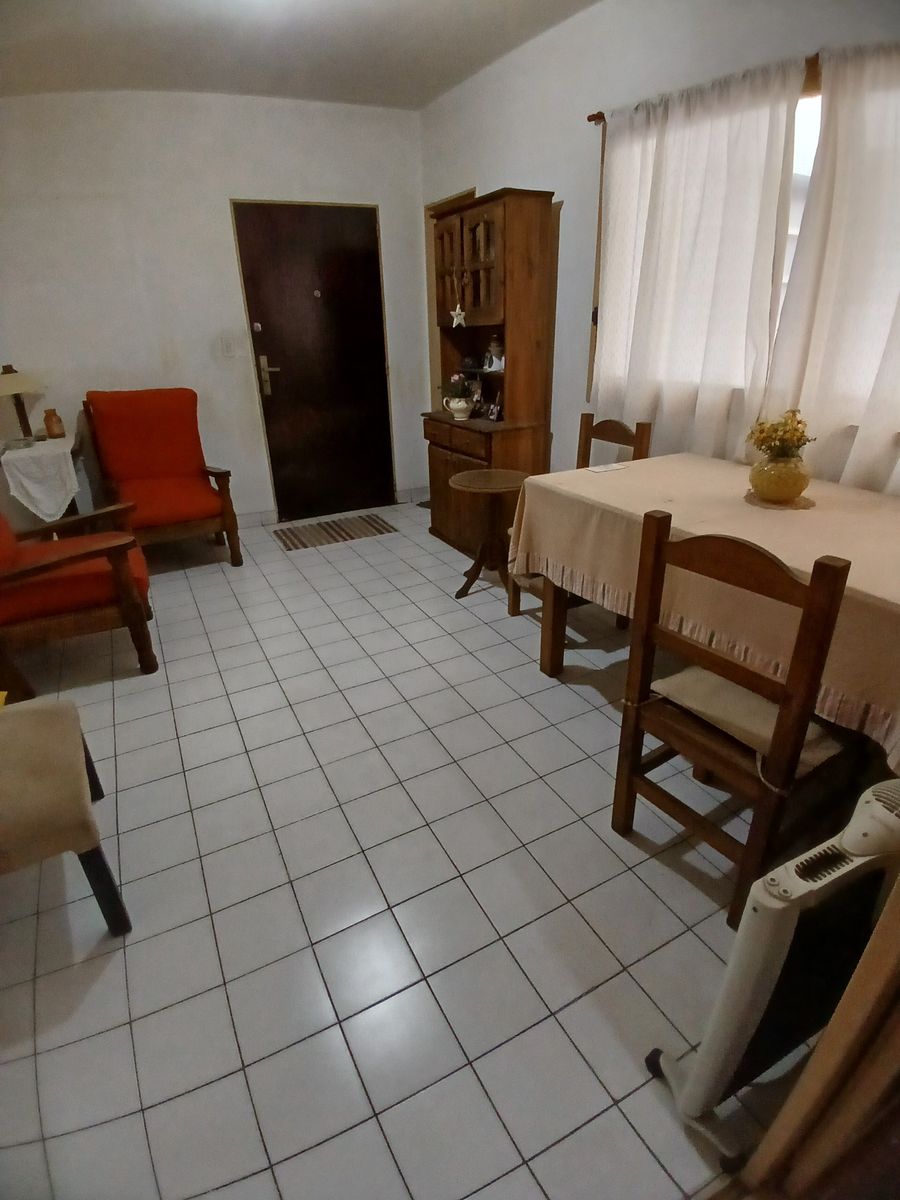 Avenida Teniente General Donato Álvarez 2127 · La Paternal — foto 3