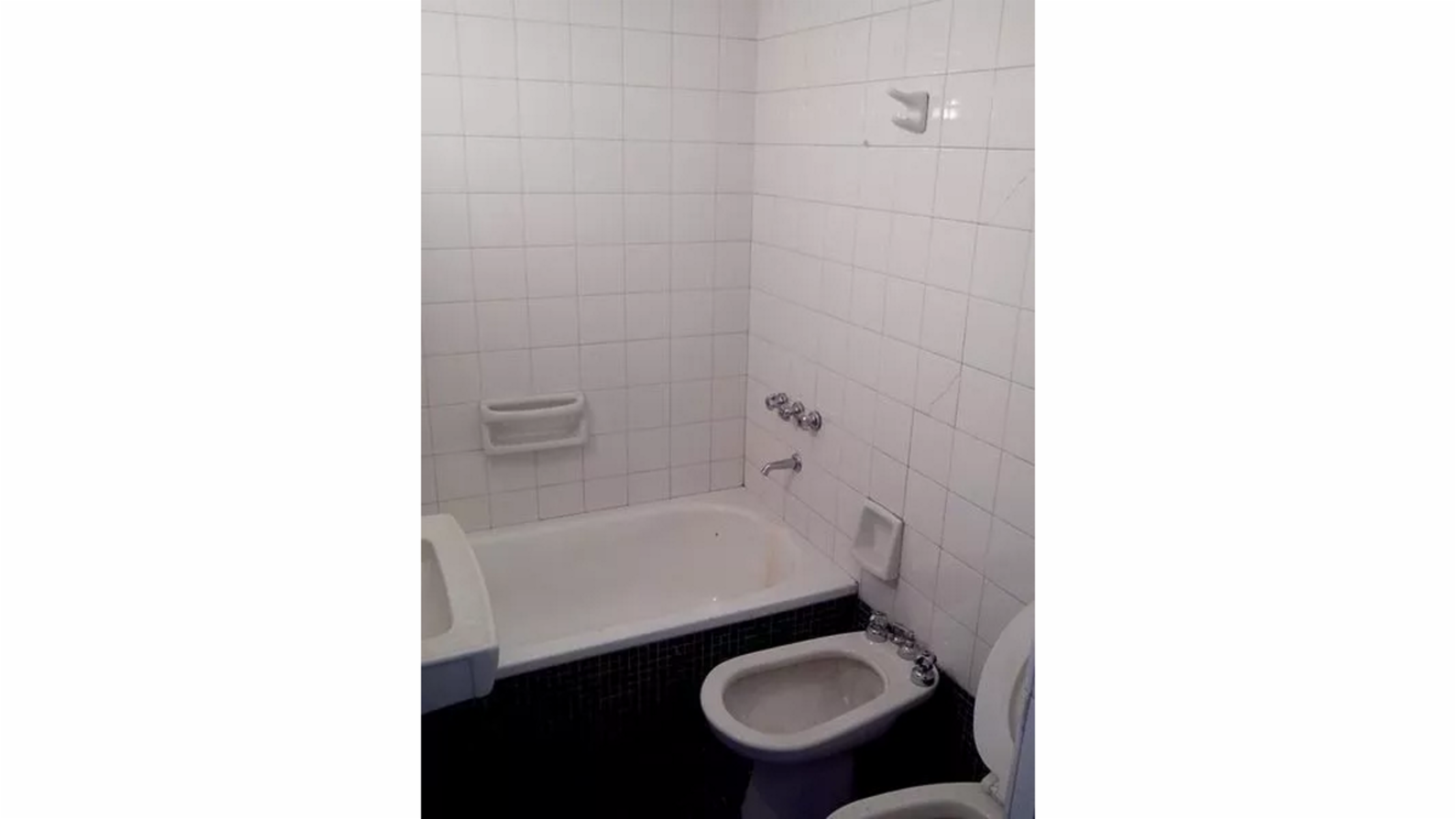 Hipolito Yrigoyen 1400 · Balvanera — foto 10