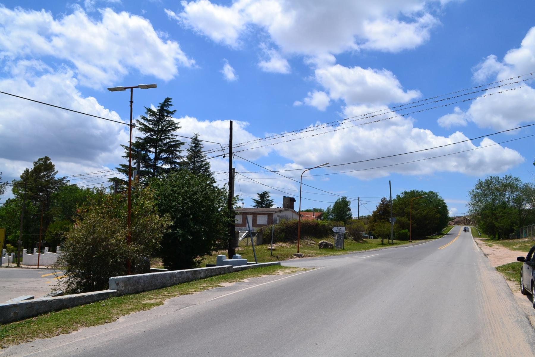 Ruta 28 y calle Manuel Belgrano, Tanti · Punilla — foto 3