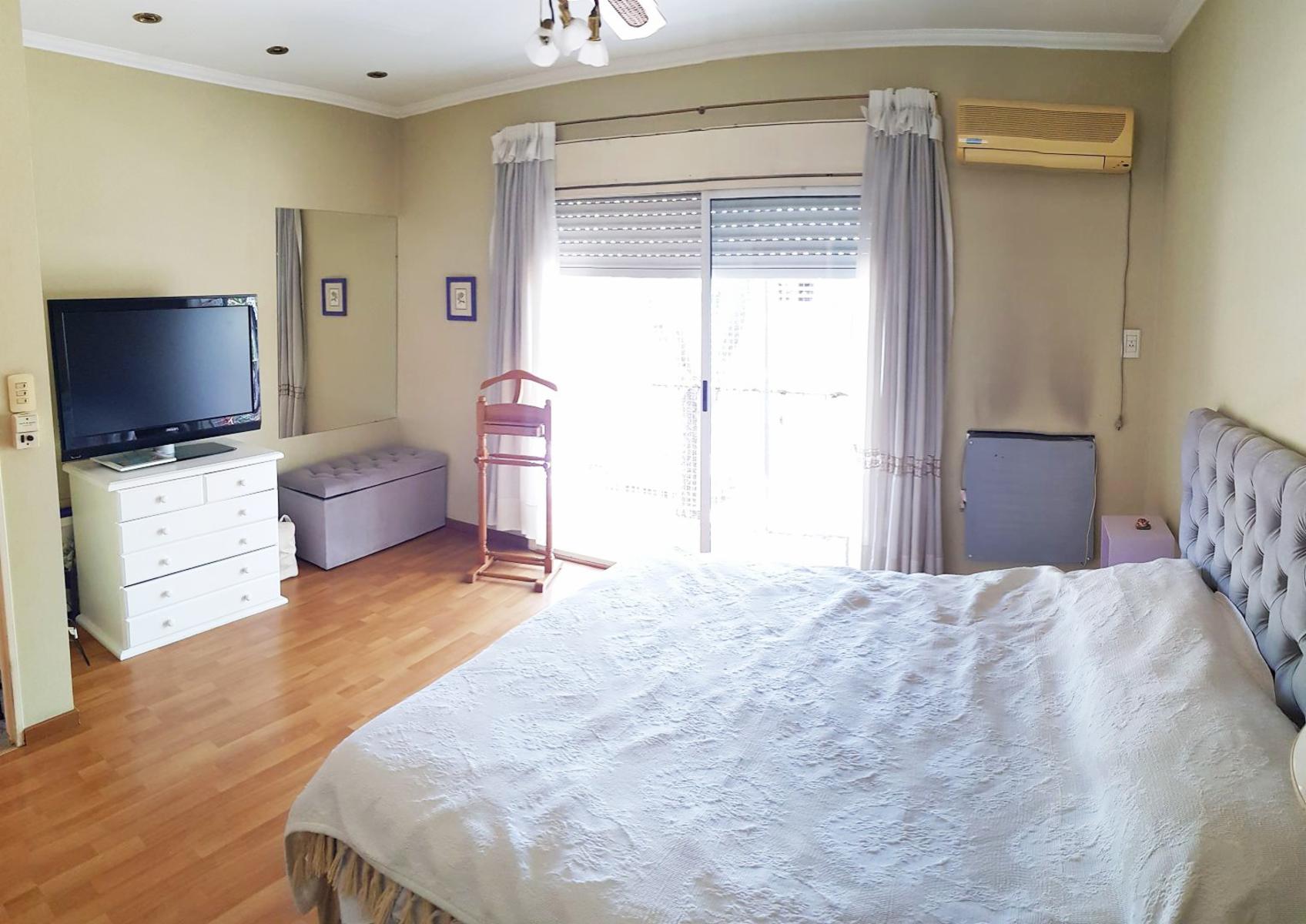 Bernaldes 1588 · Vélez Sarsfield — foto 13