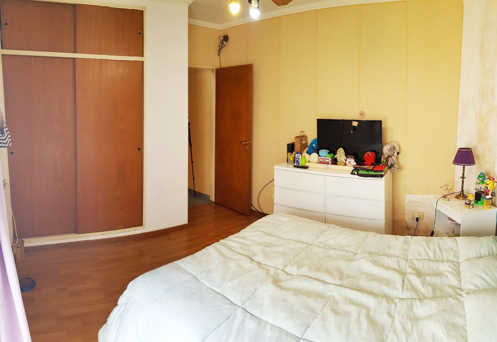 Bernaldes 1588 · Vélez Sarsfield — foto 17