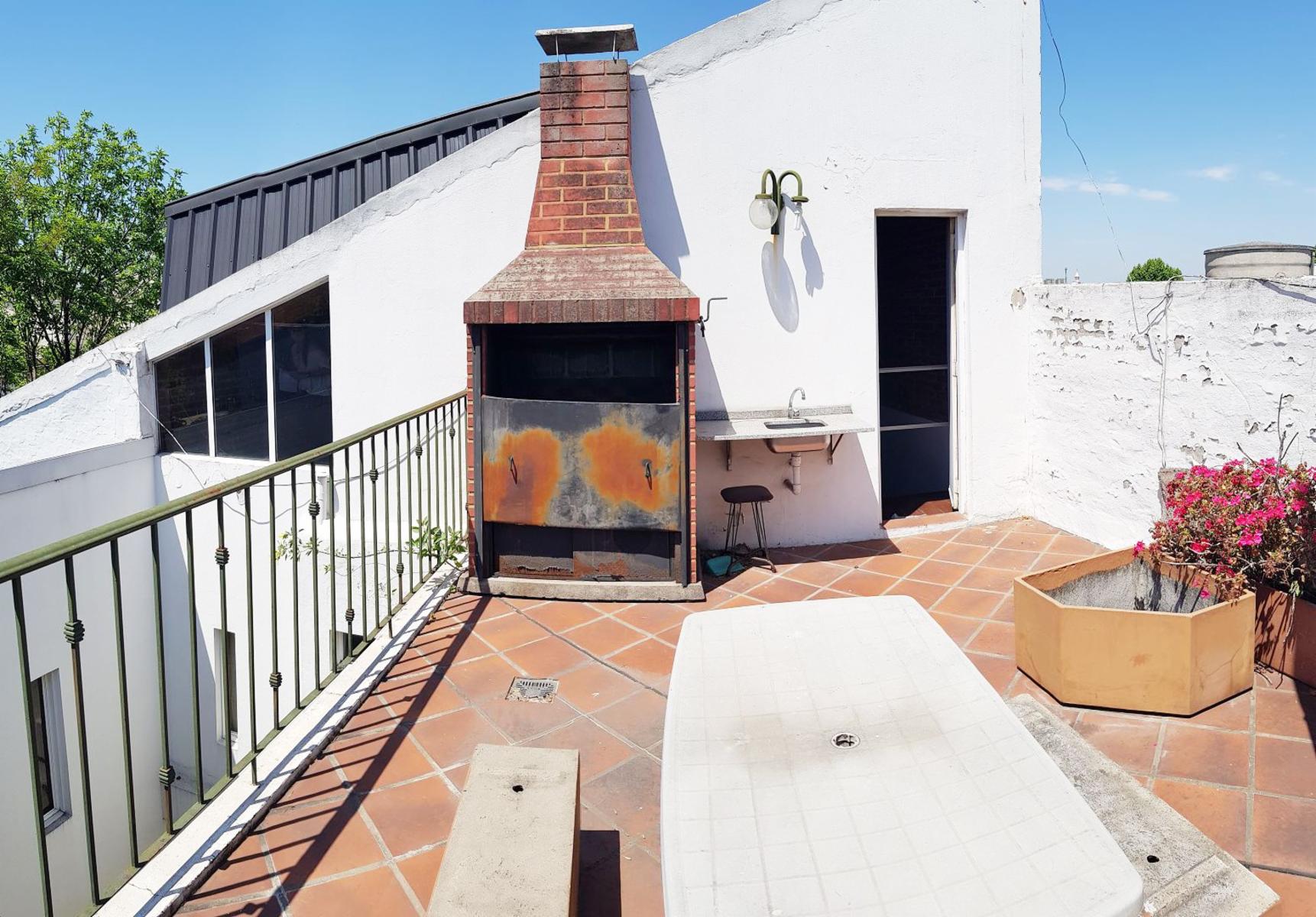 Bernaldes 1588 · Vélez Sarsfield — foto 24