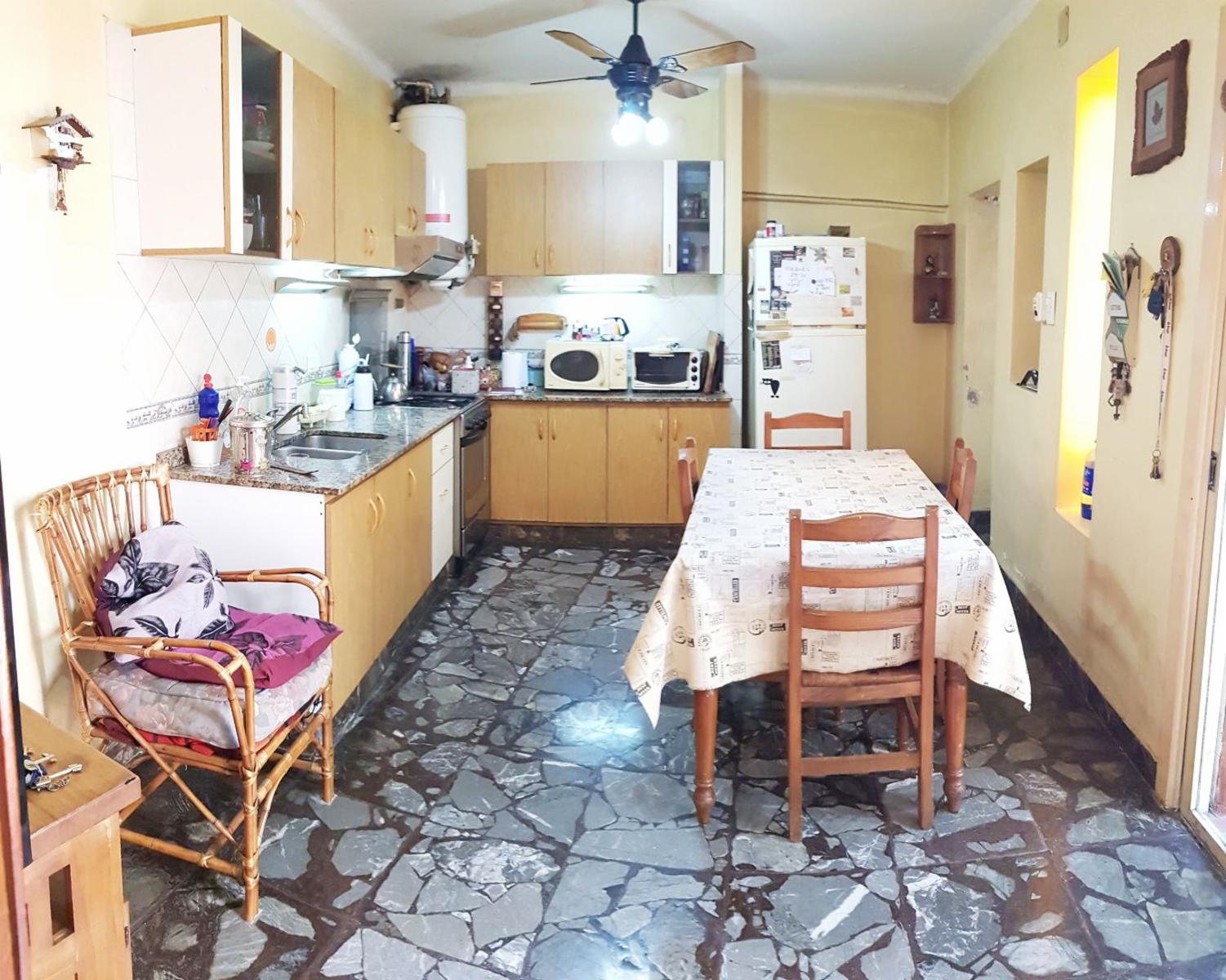 Bernaldes 1588 · Vélez Sarsfield — foto 8