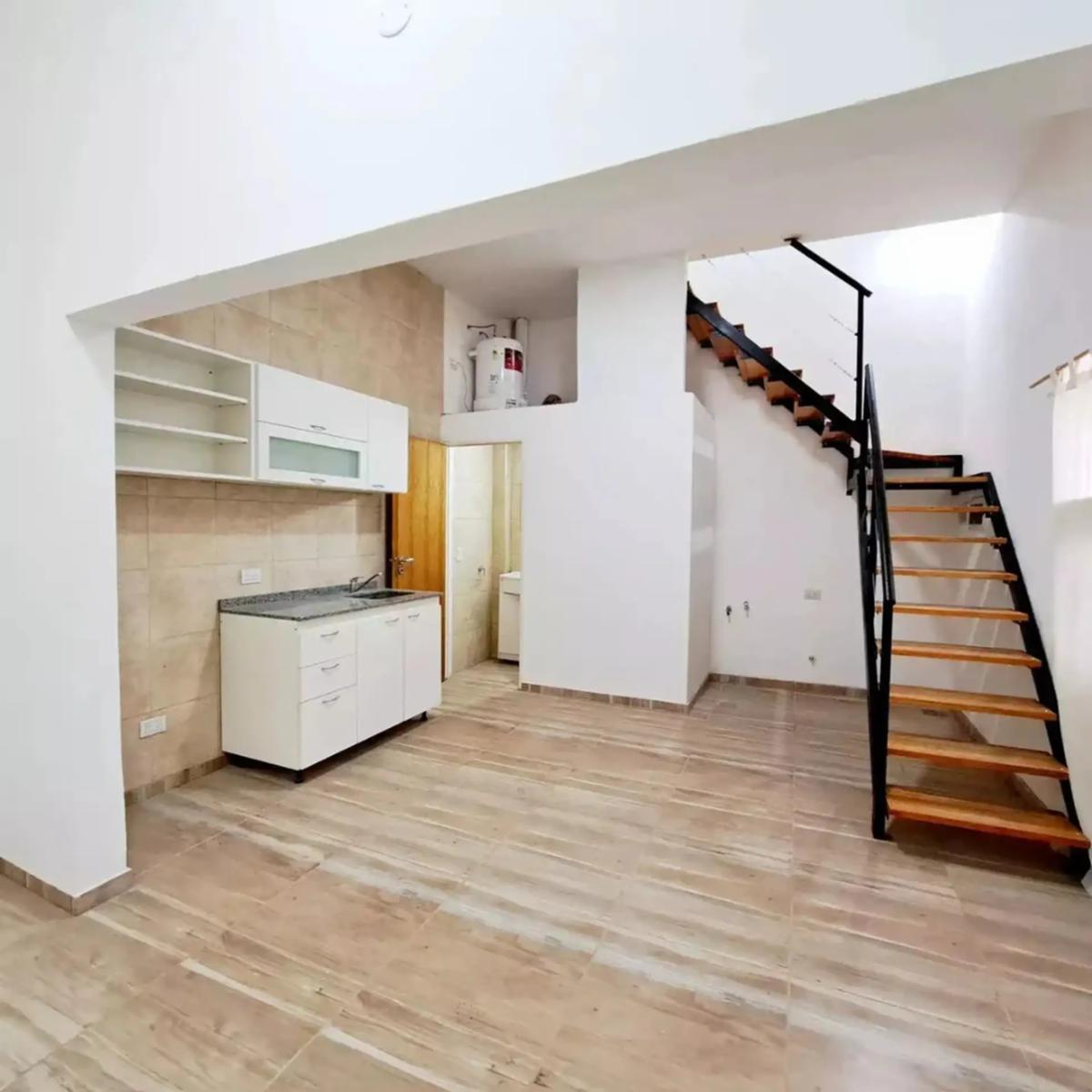 Leones 1700 · Morón — foto 9