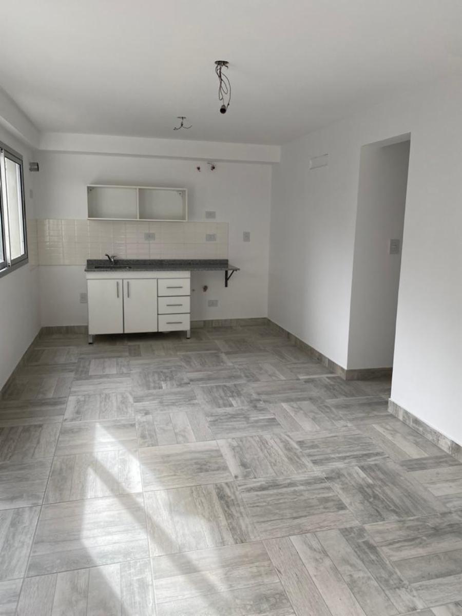 LA ROCHE 343 · Morón — foto 8