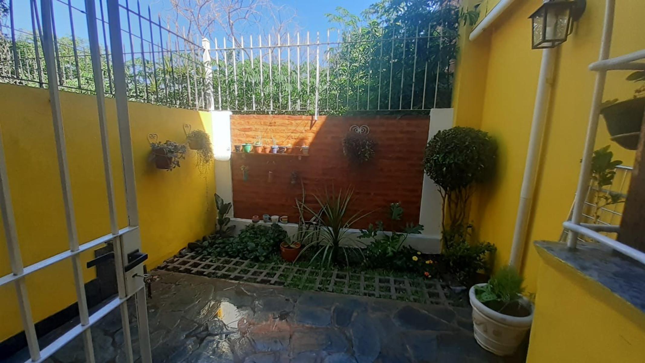 Presidente Juan Domingo Perón 700 · Quilmes — foto 23