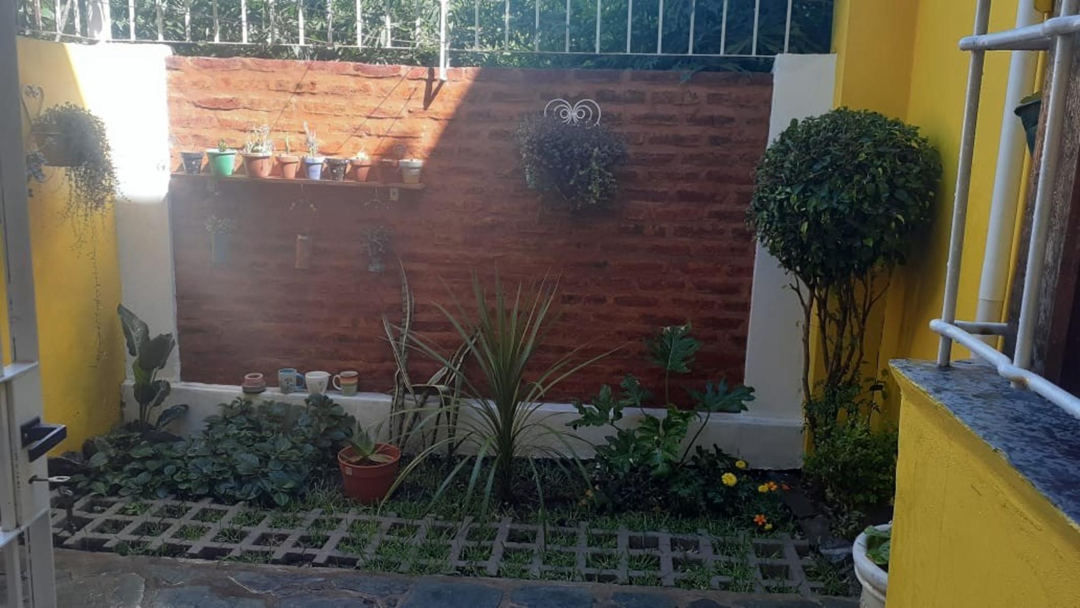 Presidente Juan Domingo Perón 700 · Quilmes — foto 5
