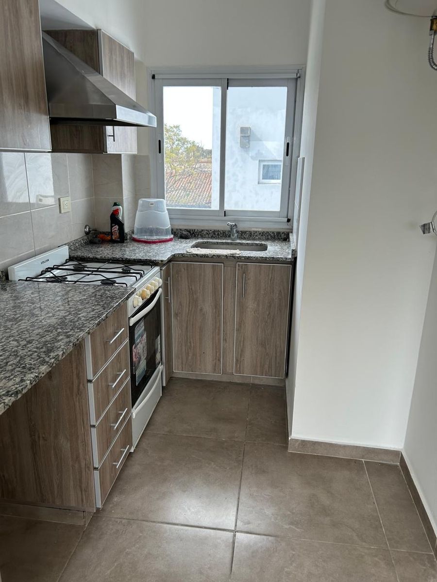 Betharram nro:2033 3° piso · Tres De Febrero — foto 11