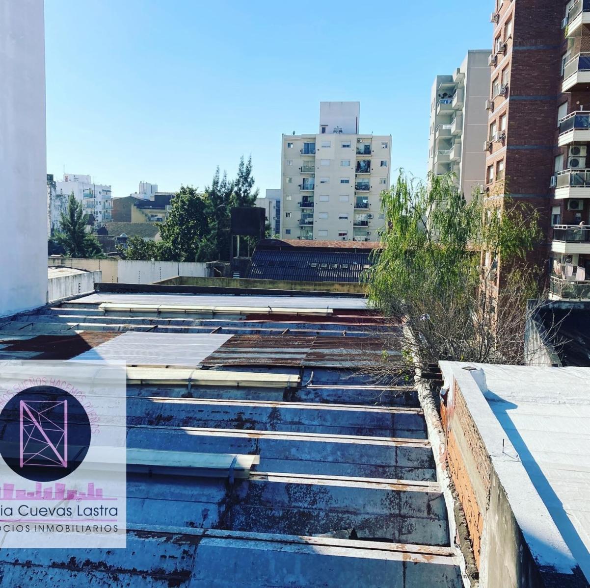 Departamento Castelar 2 ambientes frente a la estacion