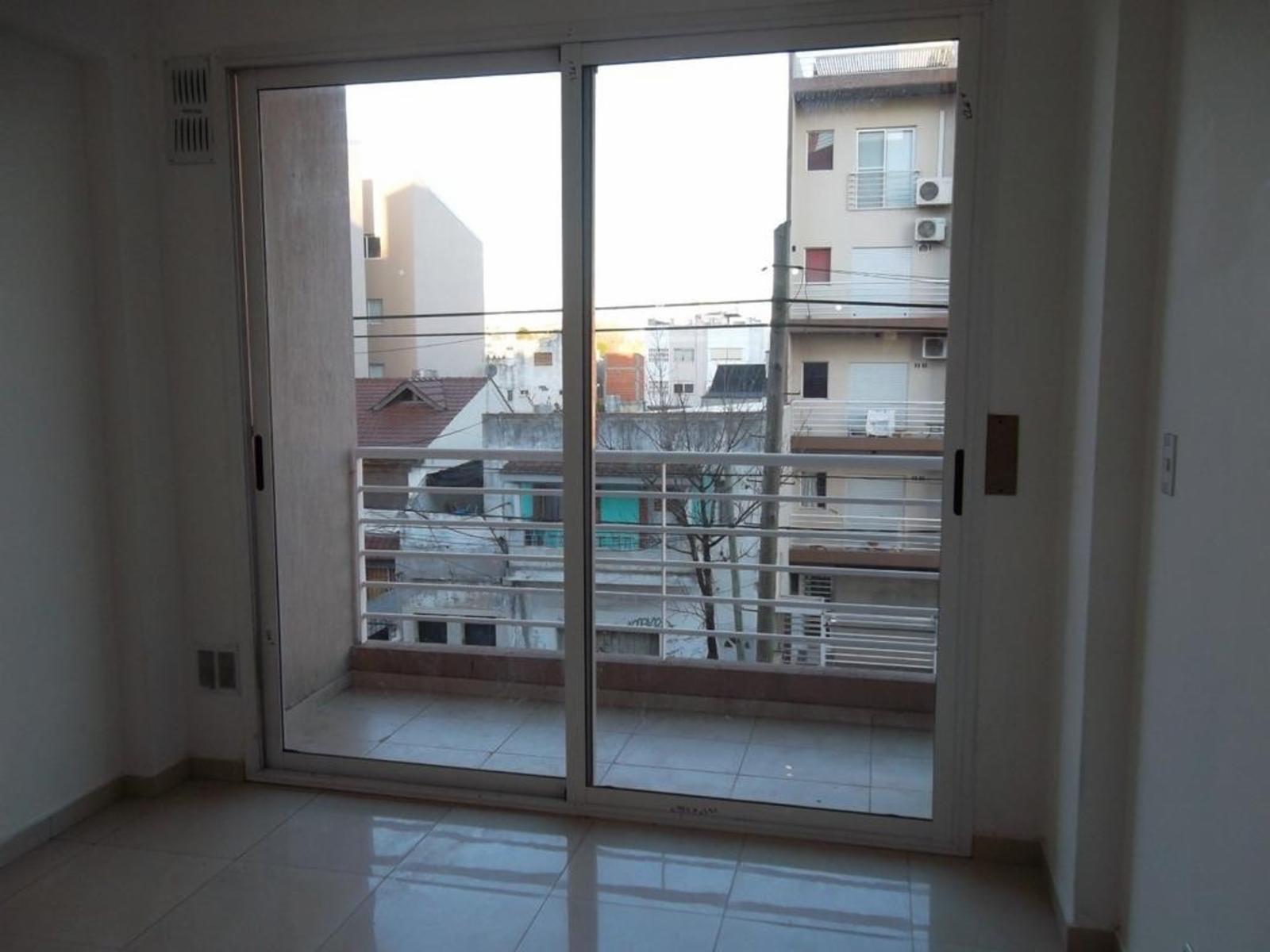 Campichuelo 2961 , 1° B · San Martín — foto 7