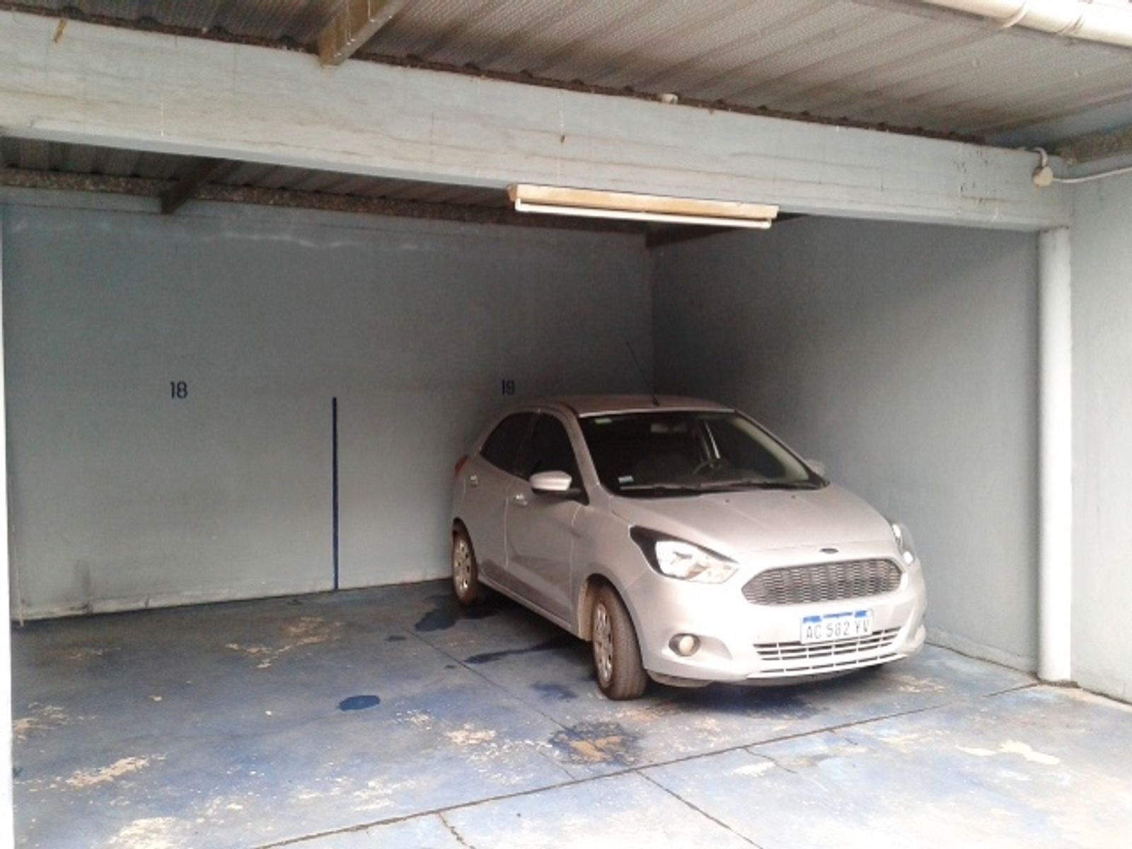 IBERLUCEA 2927 · Lanús — foto 3