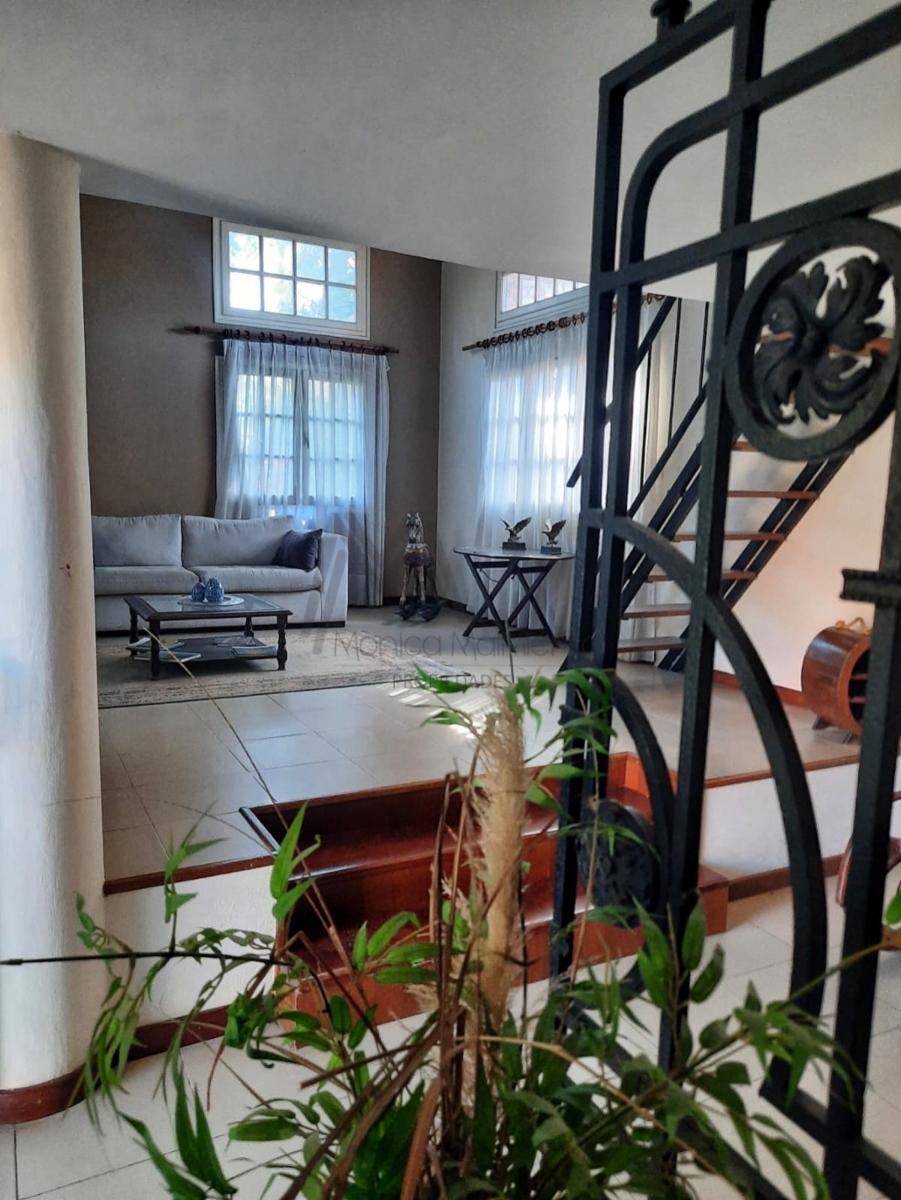 ALQUILER CASA DE 4 DORMITORIOS CON PILETA EN COUNTRY DEL GOLF VIEJO · Yerba Buena — foto 8