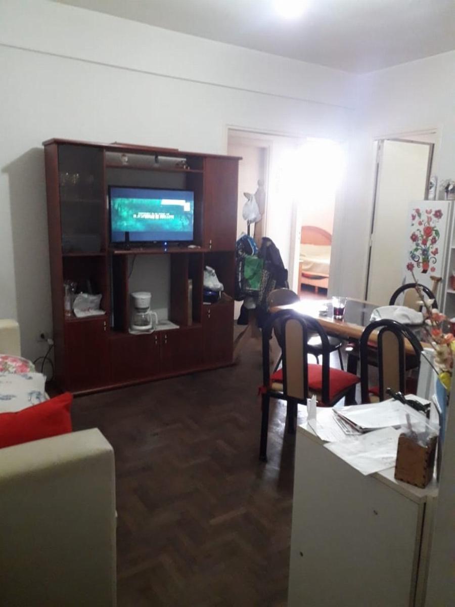 carlos tejedor 1300 · Morón — foto 3