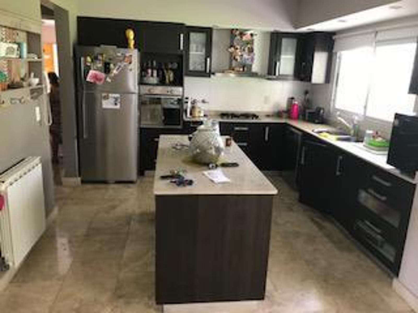 MANUEL CASTRO AL 1000 · Lomas De Zamora — foto 4