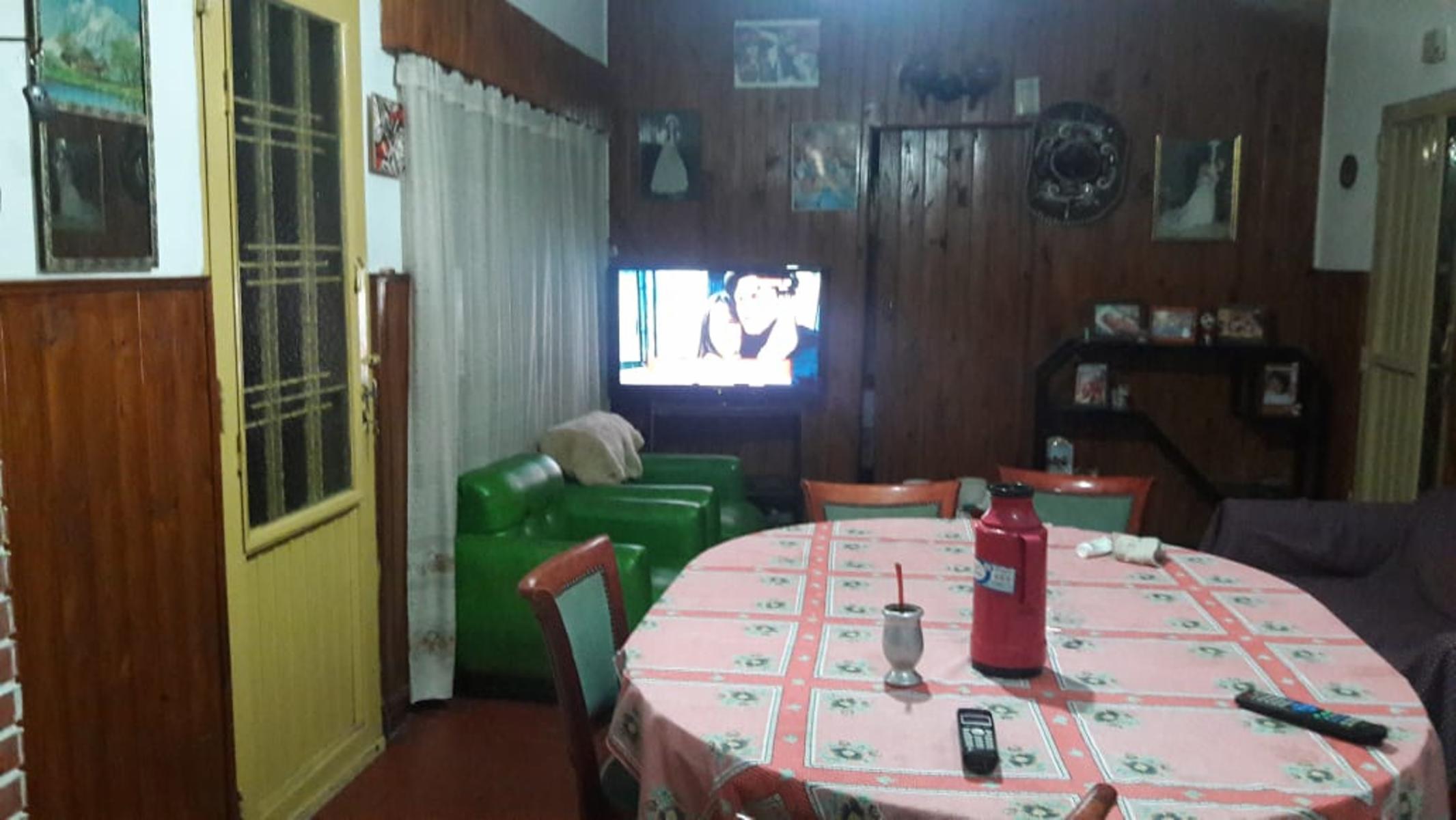 Achaga  3900 · Morón — foto 4