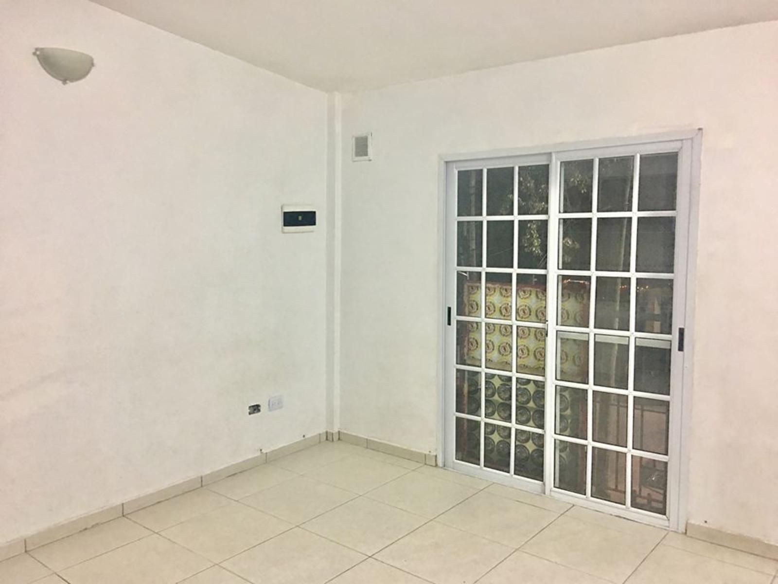 MIGUEL LILLO 2284 · Morón — foto 3
