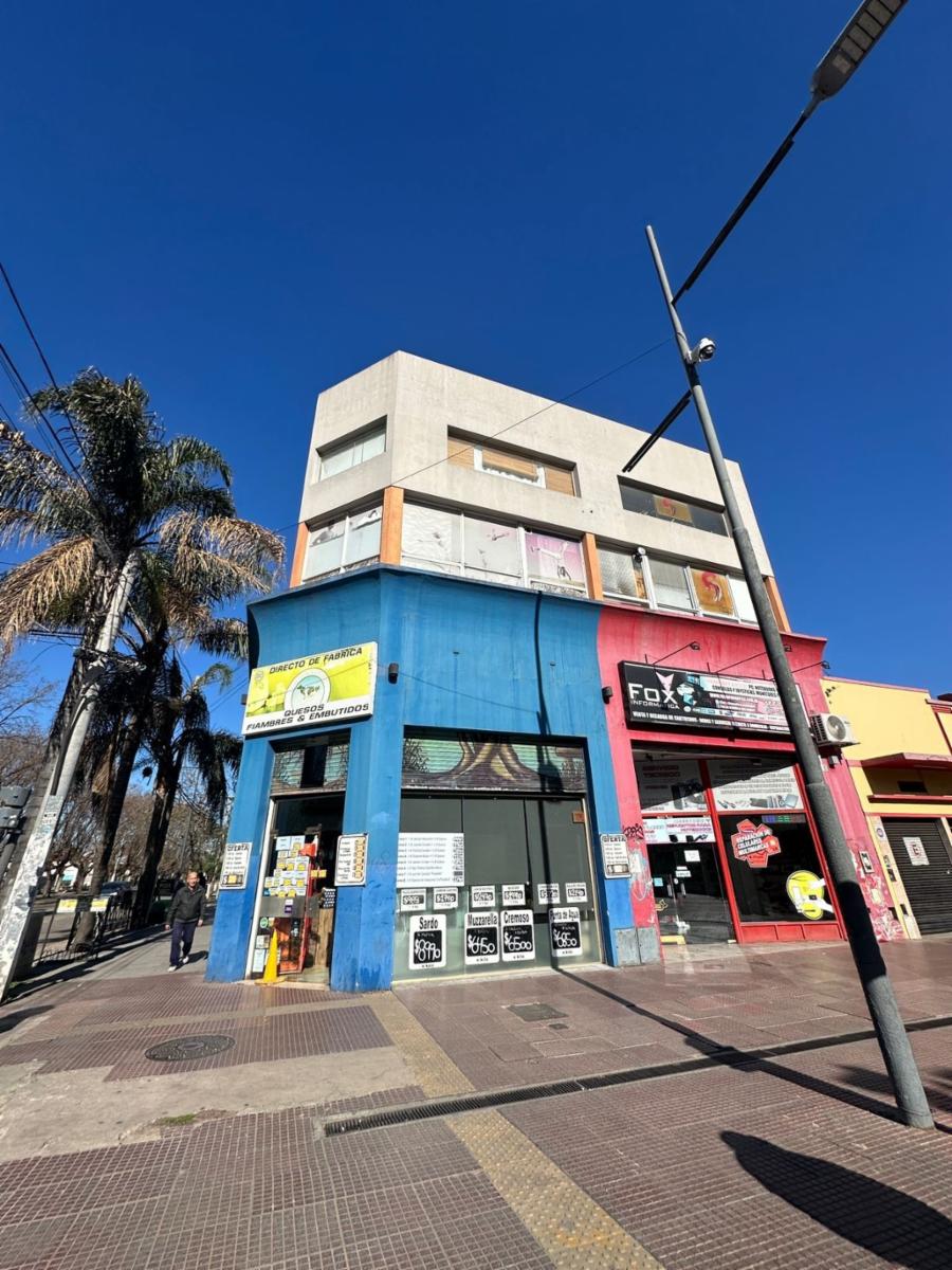 Perón 903/907 esquina Conesa 1232/34/36/38 · San Miguel — foto 13
