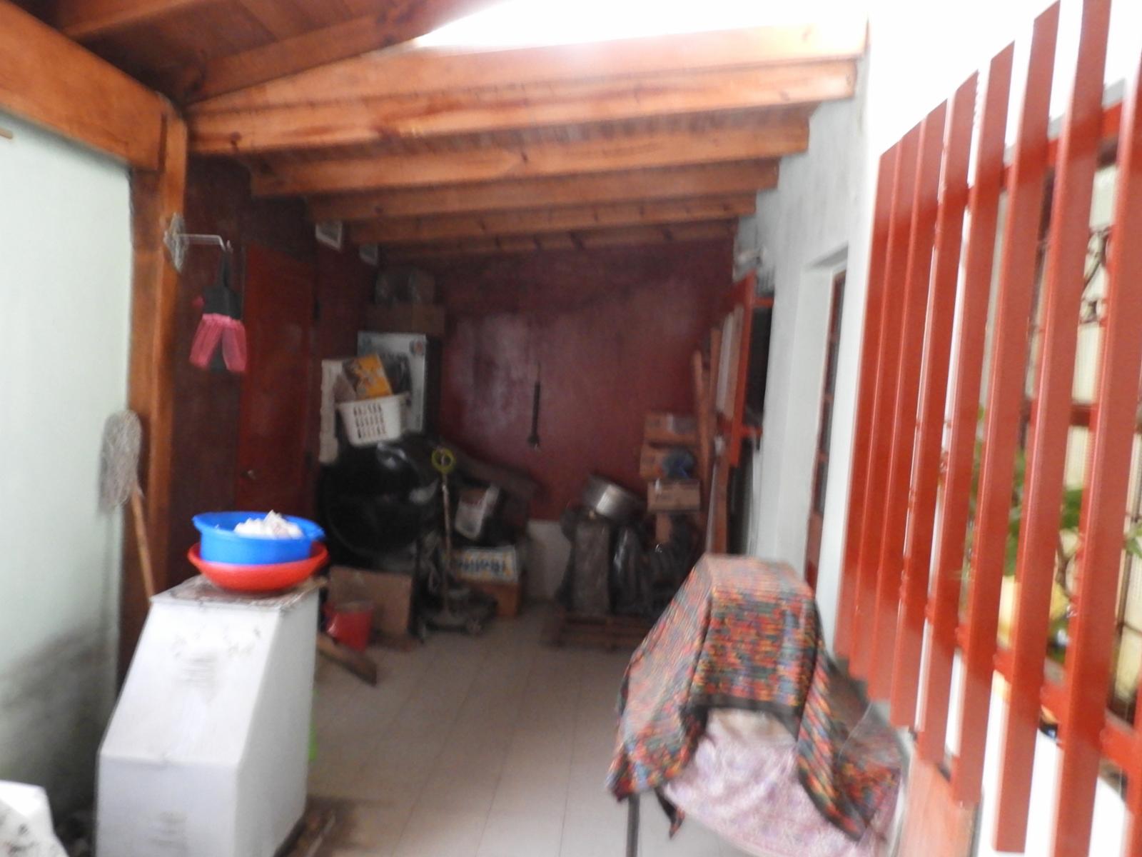 PEDRO BALLESTER 2400 · Escobar — foto 11