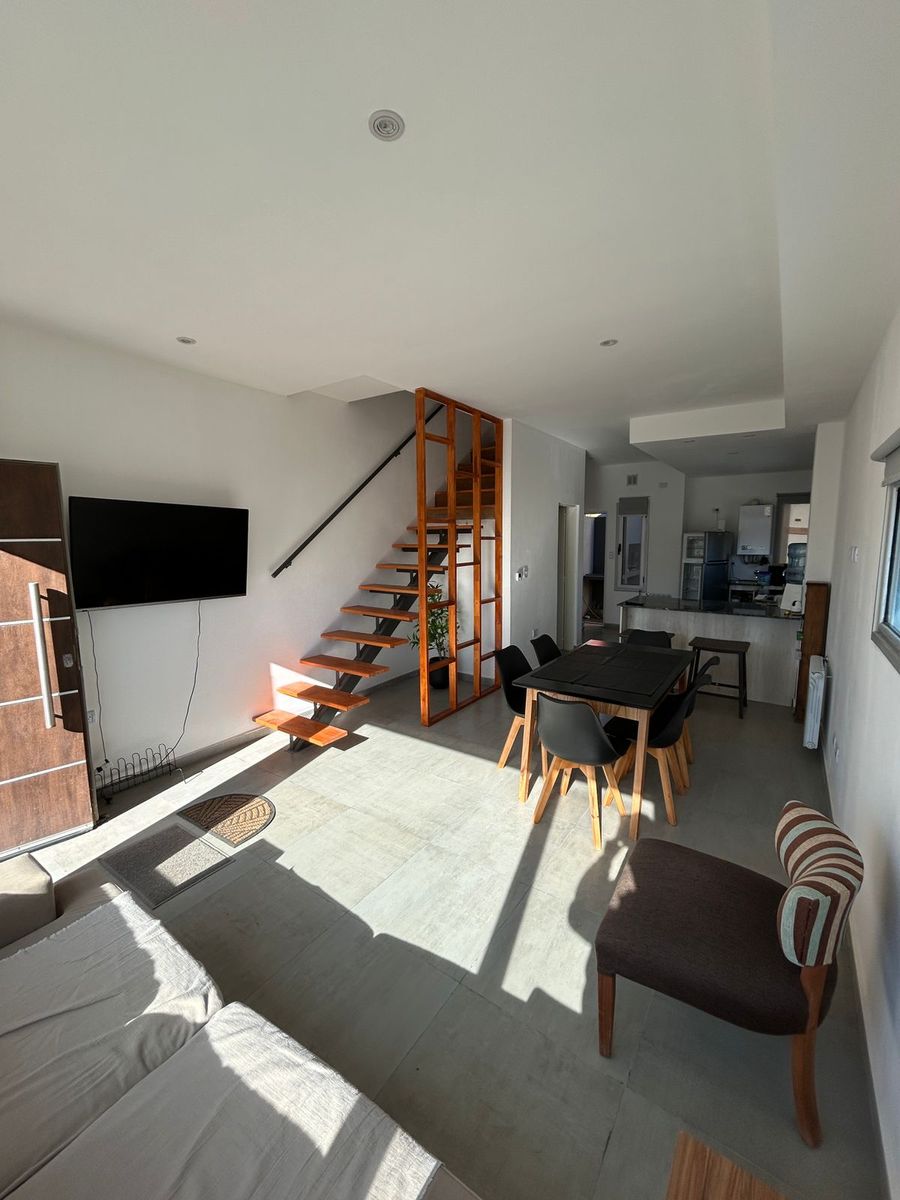 HERMOSO DUPLEX EN VENTA
