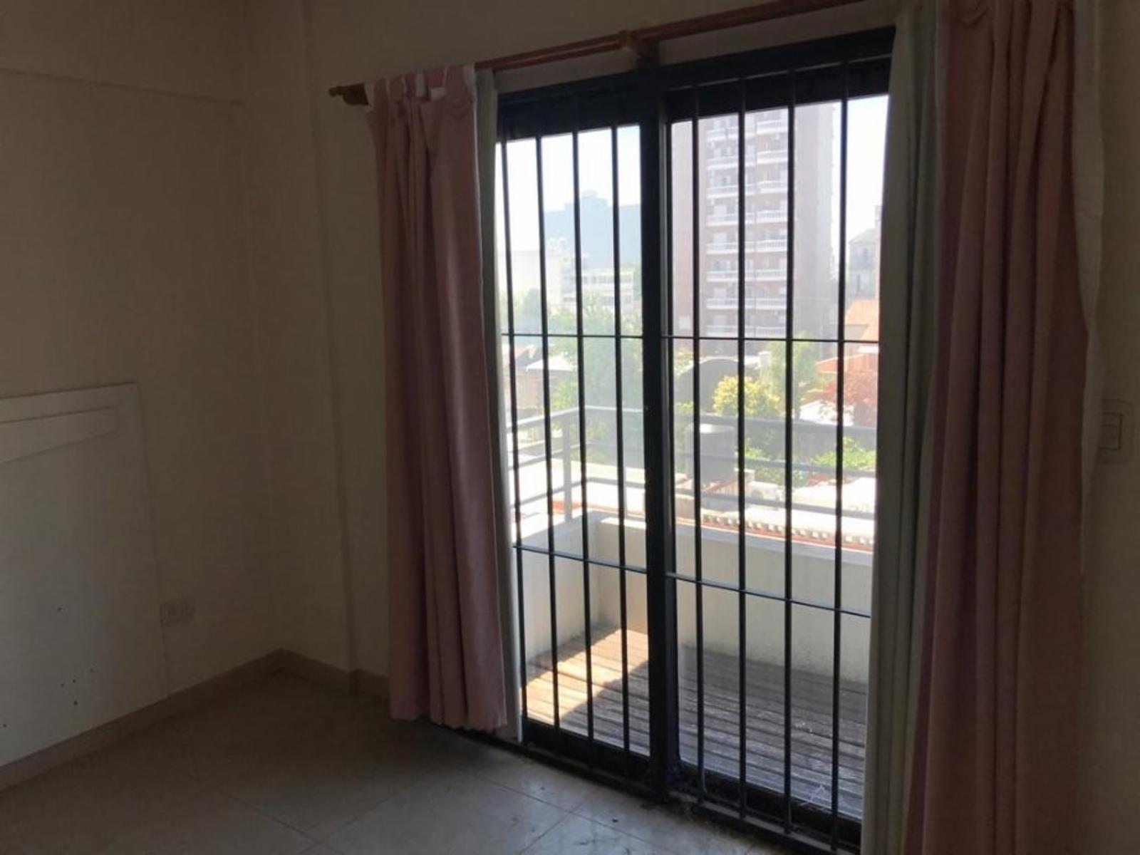 15 A 4900 · Berazategui — foto 7