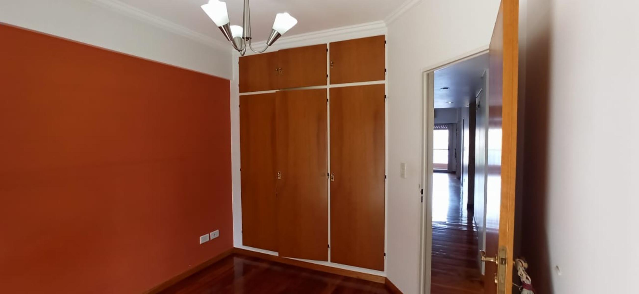 DR. MELO 2900 · Lanús — foto 16