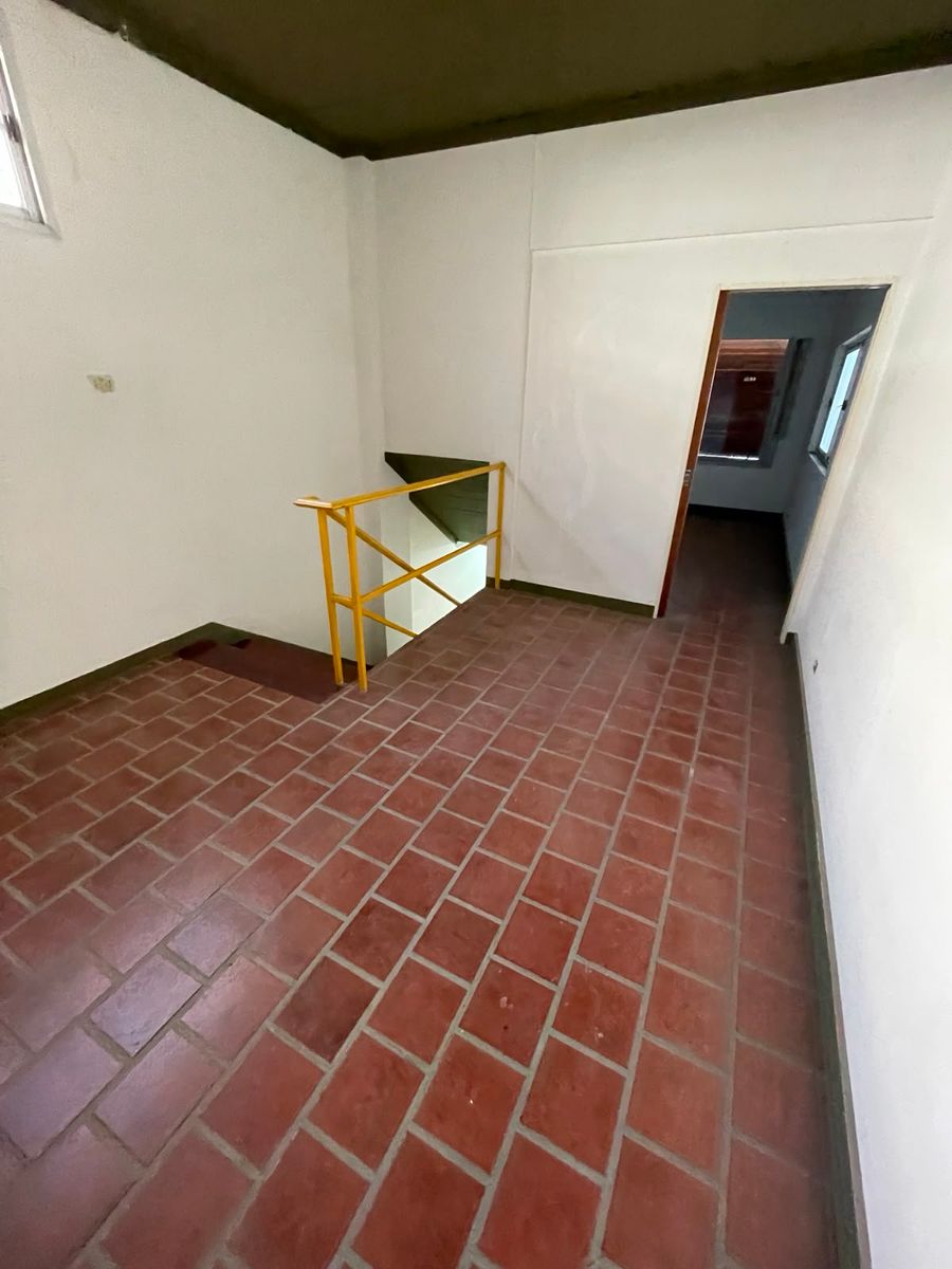 PEDERNERA 1400 · La Matanza — foto 11