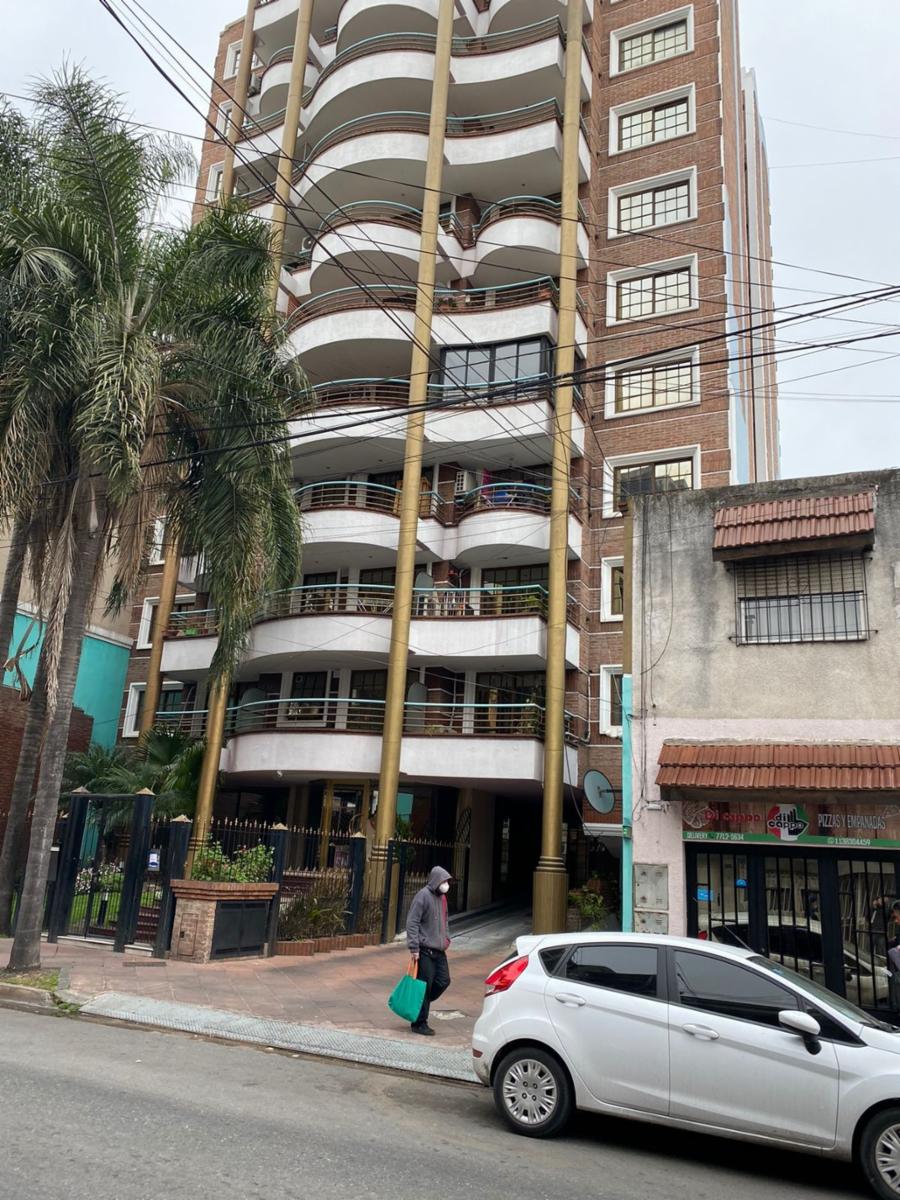 SE VENDE DEPARTAMENTO DE DOS AMBIENTES EN PLENA ZONA UNIVERSITARIA DE MORÓN