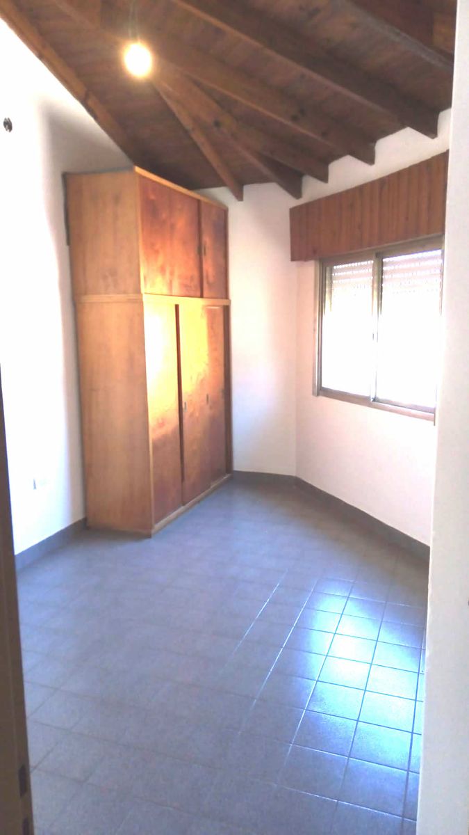 segurola 1400 · Morón — foto 7