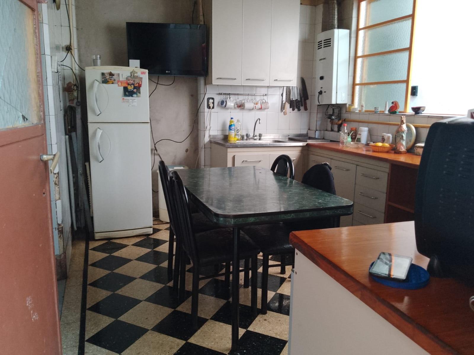 CESAR DIAZ 4378 · Floresta — foto 11