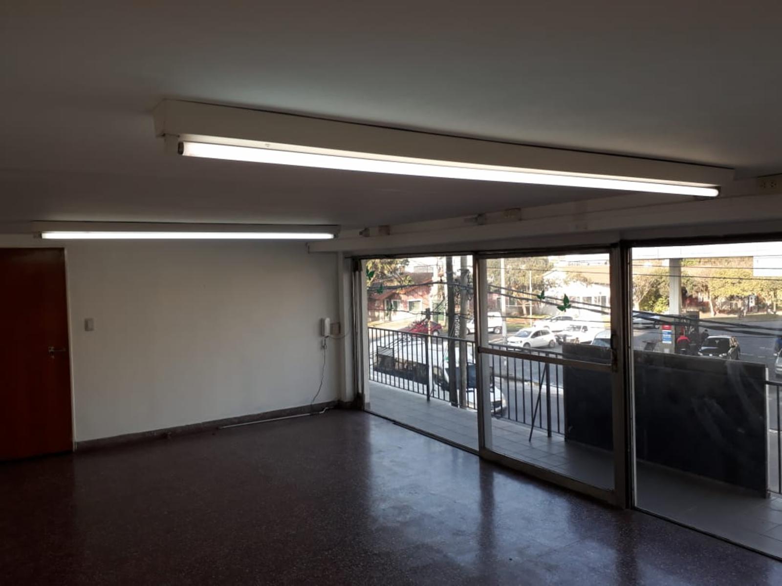 Av. Eva Peron 1480 · Lomas De Zamora — foto 15