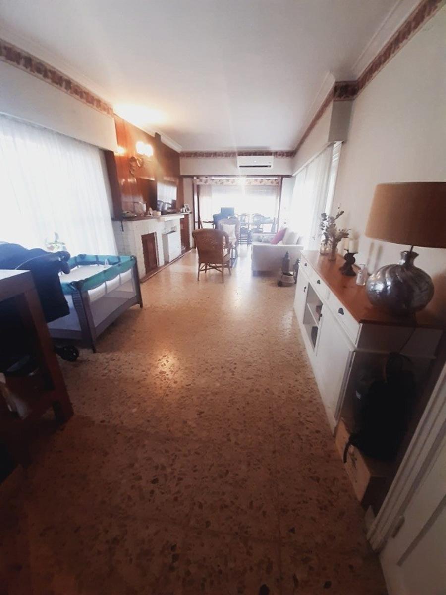 Solier 900 · Almirante Brown — foto 8