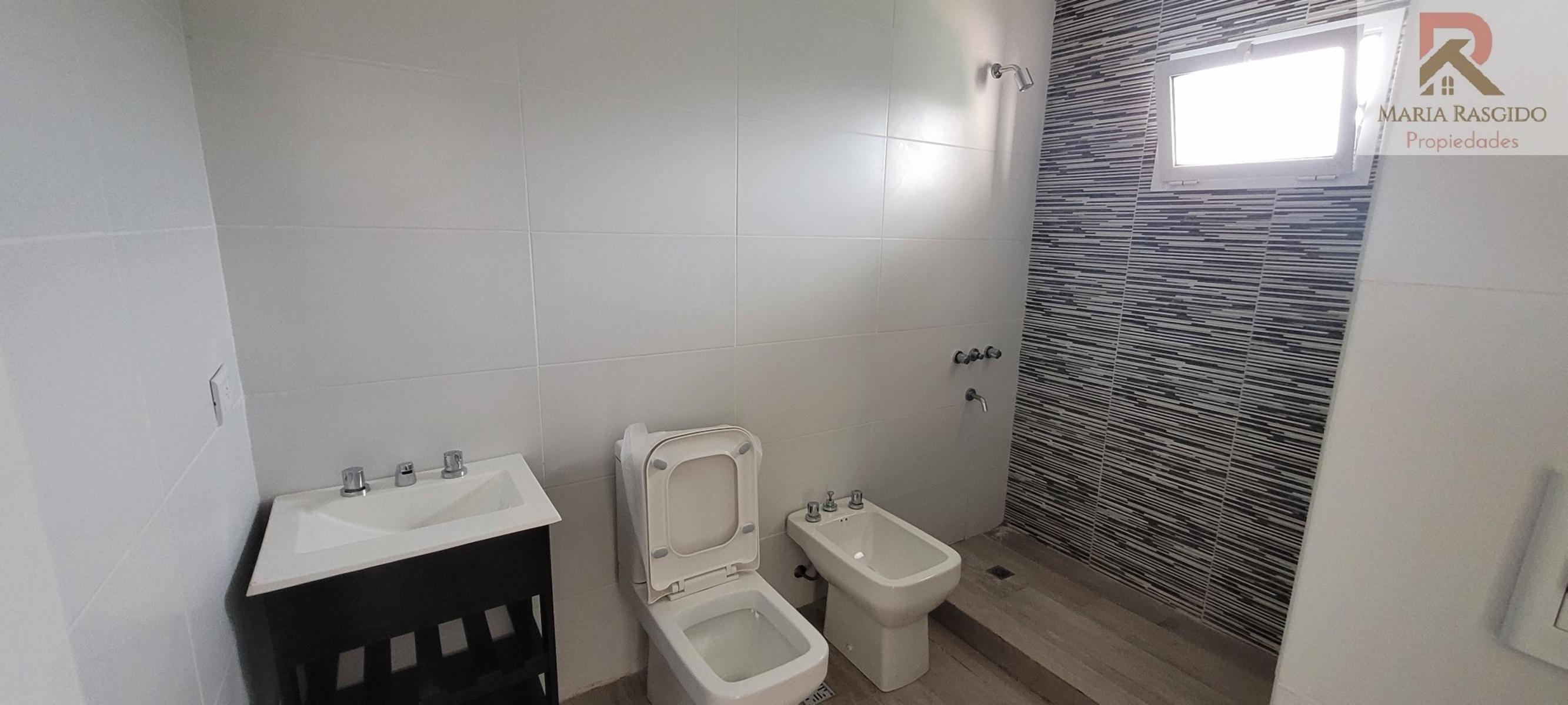 DEAN FUNES 2400 · Morón — foto 4
