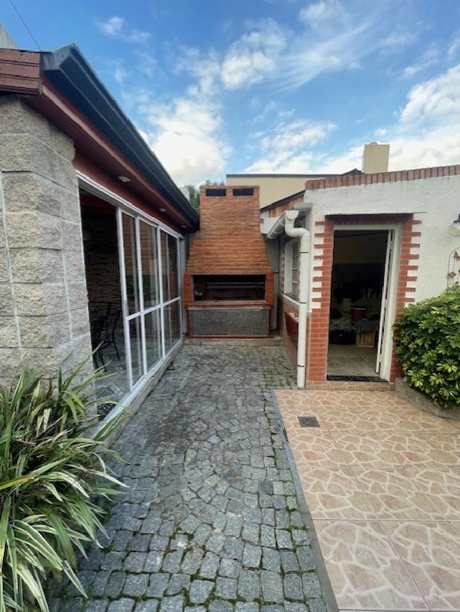 Derqui 233 · Lomas De Zamora — foto 18