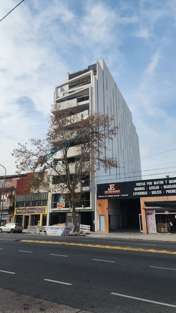ALBERDI 6950 · Mataderos — foto 8