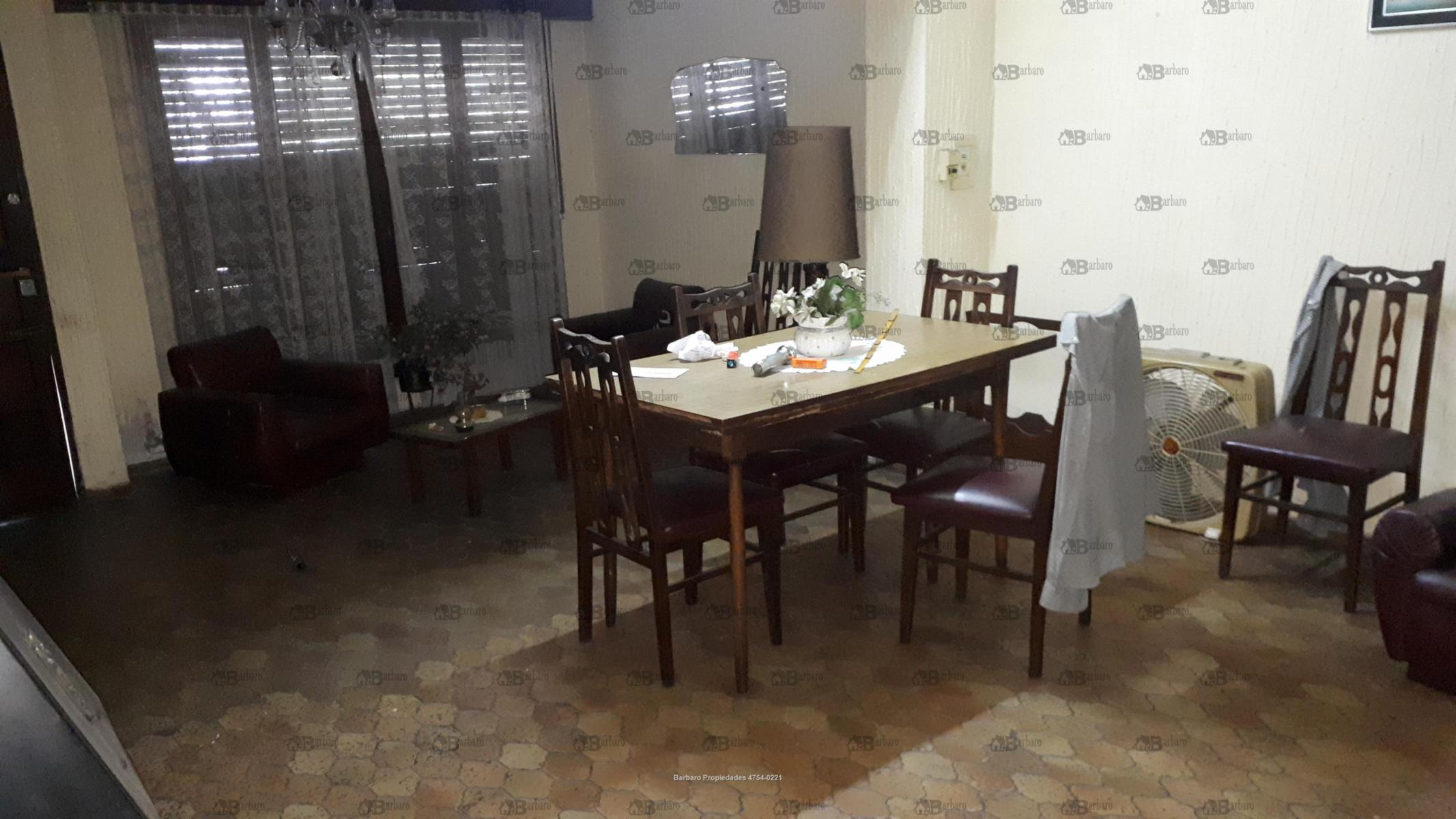 Barbaro Vende Tipo casa  en San Martin