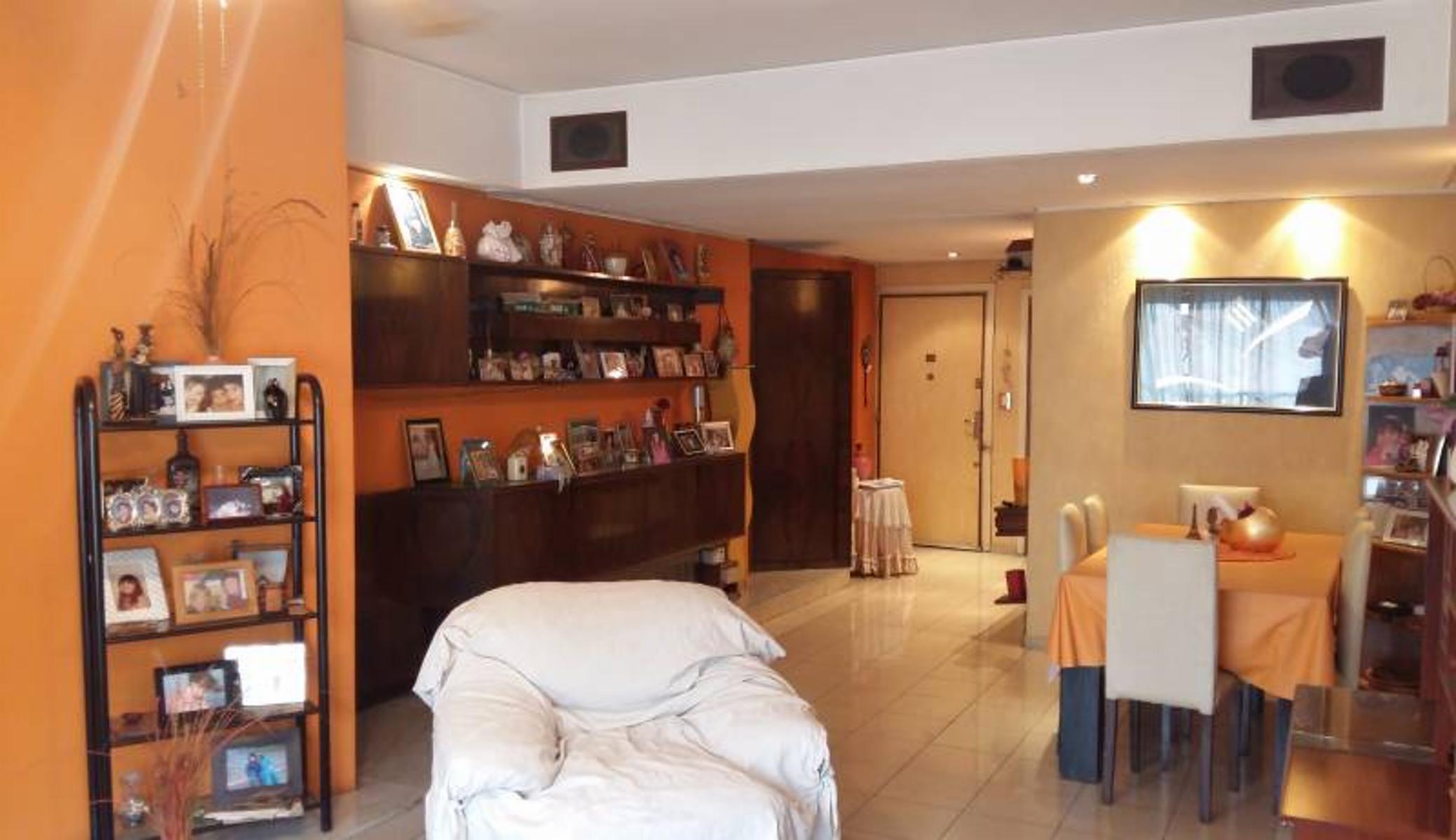 Av Rivadavia 6700 · Flores — foto 4