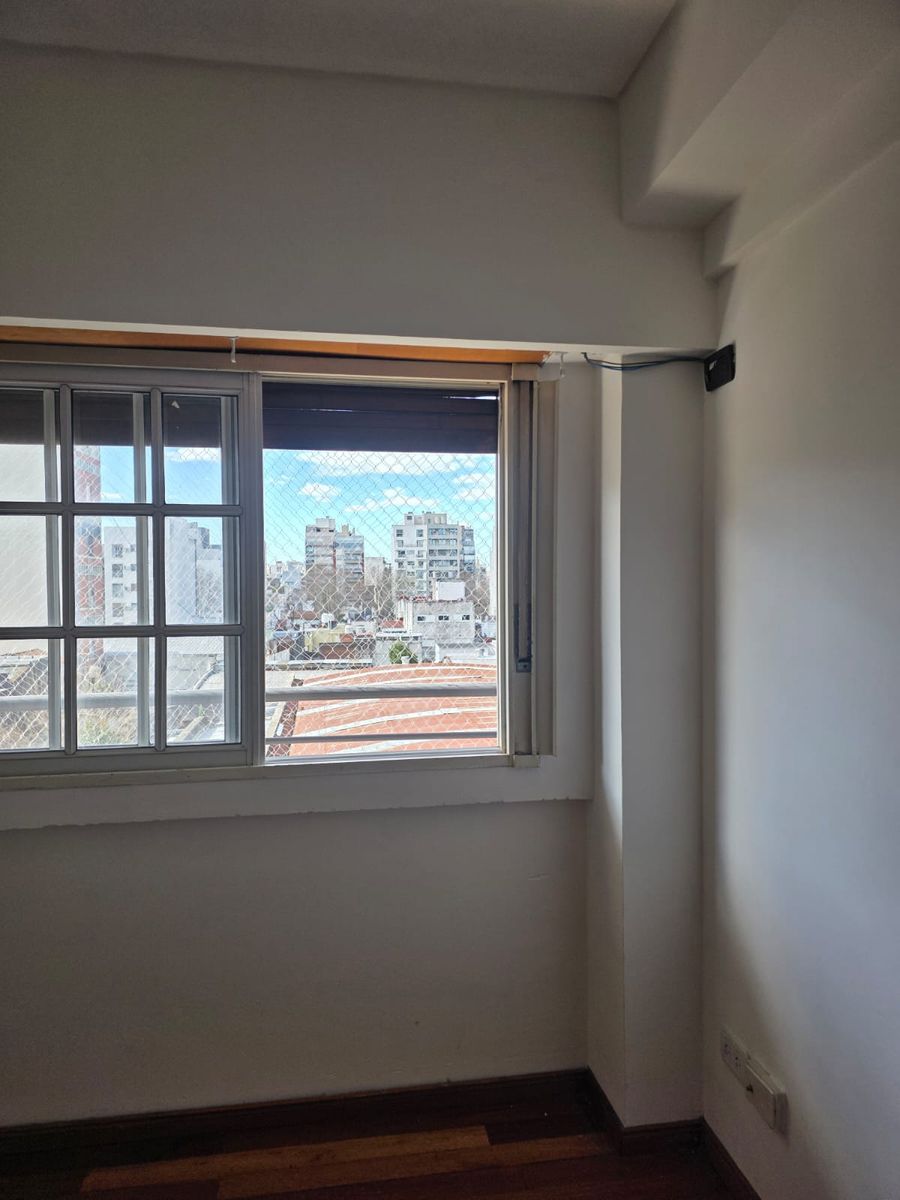 lisandro de la torre 165 · Liniers — foto 17