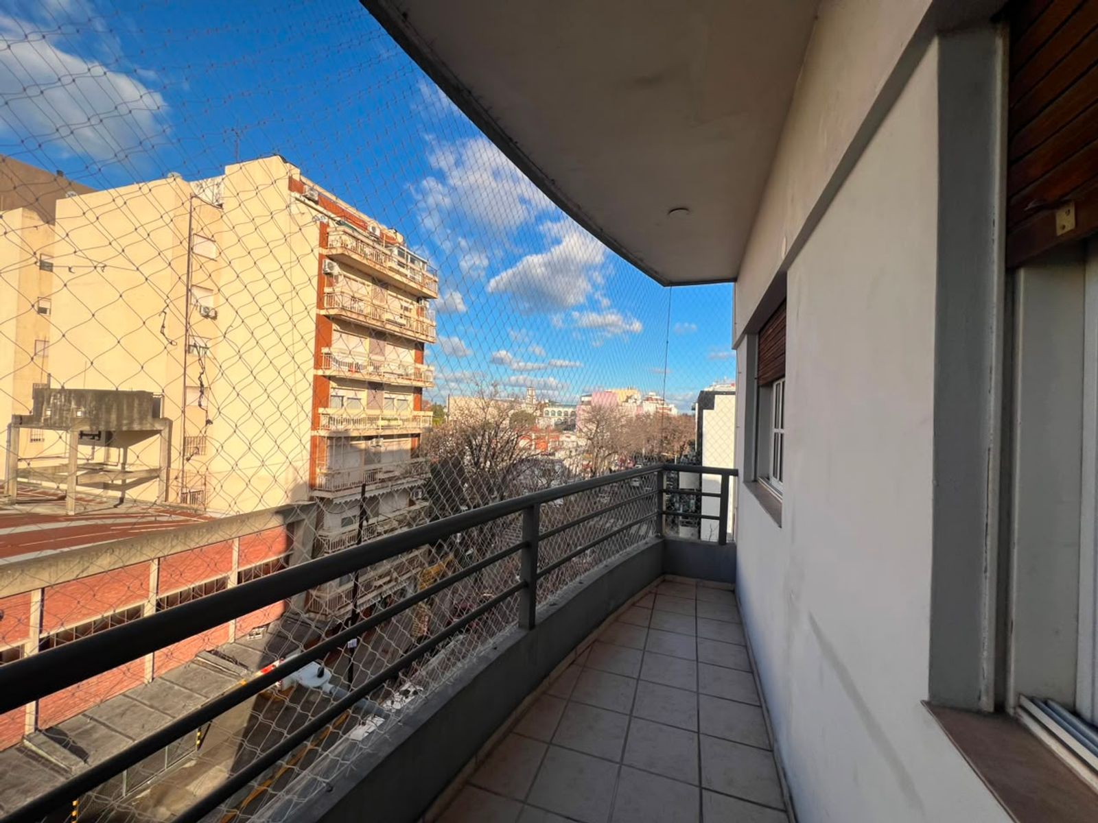 lisandro de la torre 165 · Liniers — foto 5