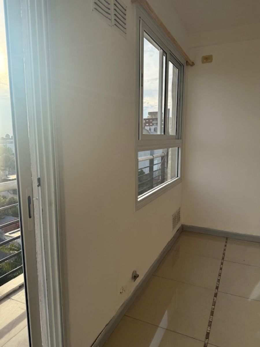 PIERES 377 · Liniers — foto 3