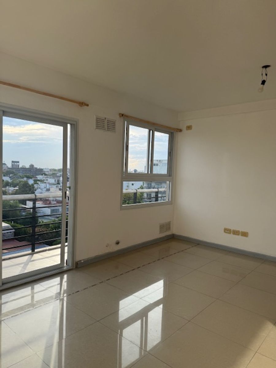 PIERES 377 · Liniers — foto 9