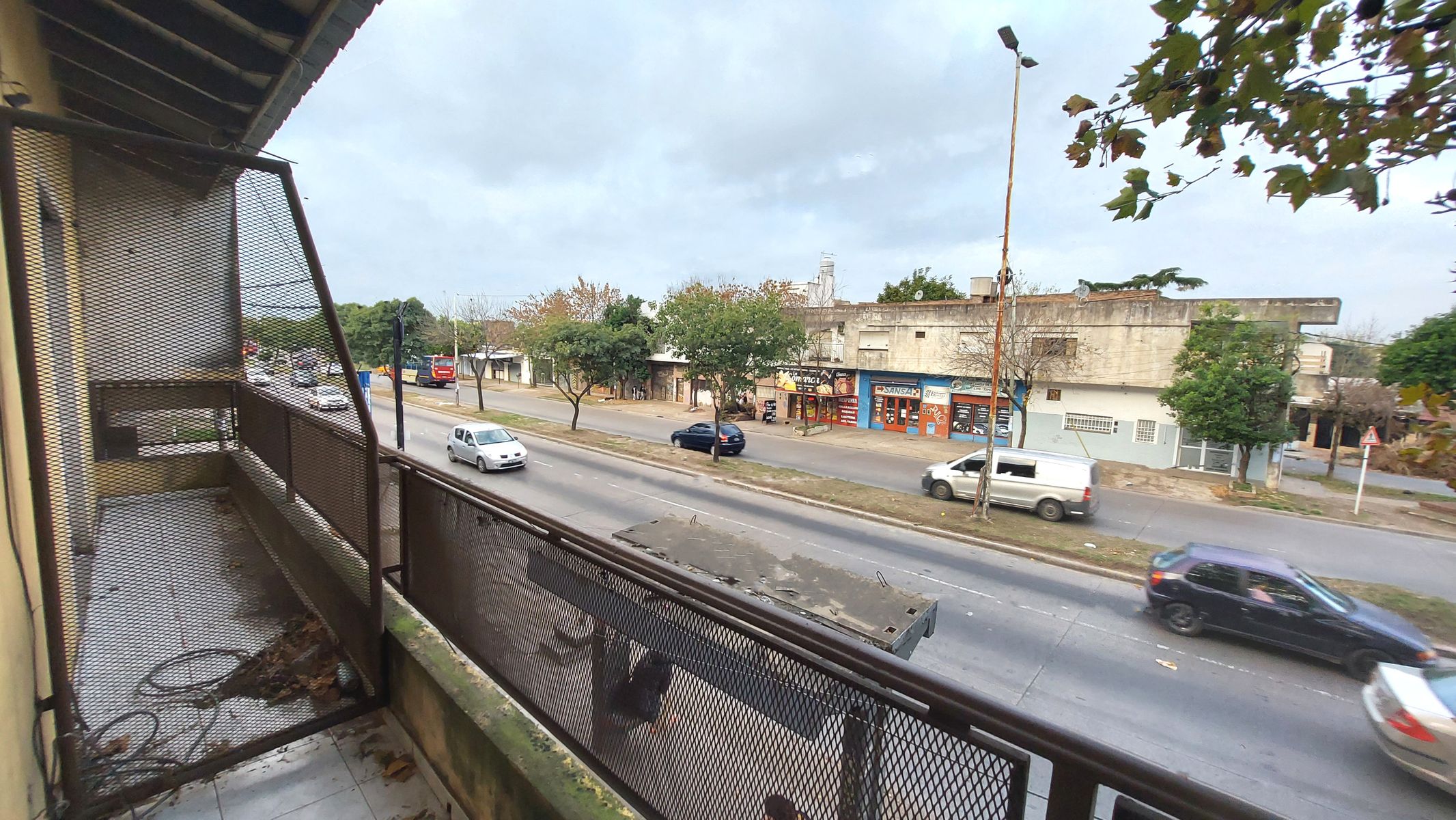 Av Eva Peron 3191 · Morón — foto 3