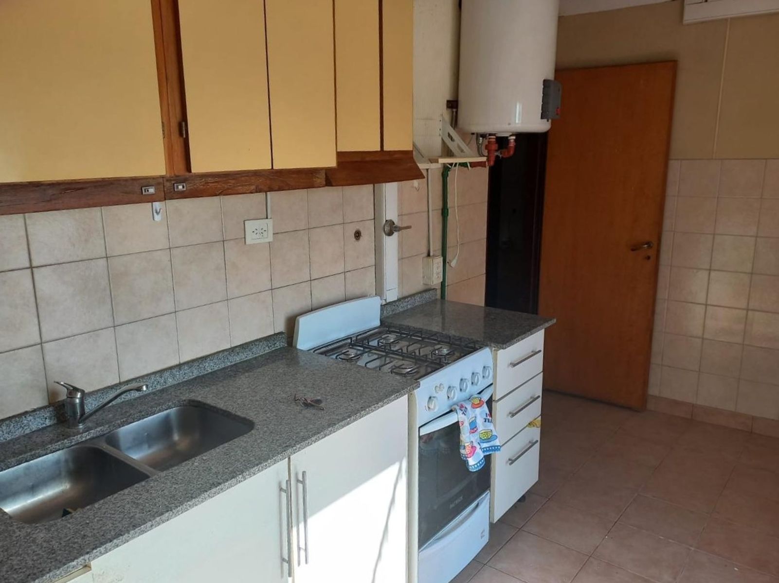 GUARANI 1566 · Morón — foto 14