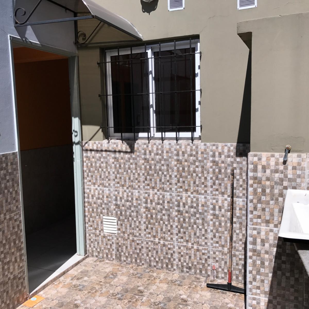 ALQUILER - VILLA MADERO - PH 3 AMB.  CON PATIO SIN EXPENSAS