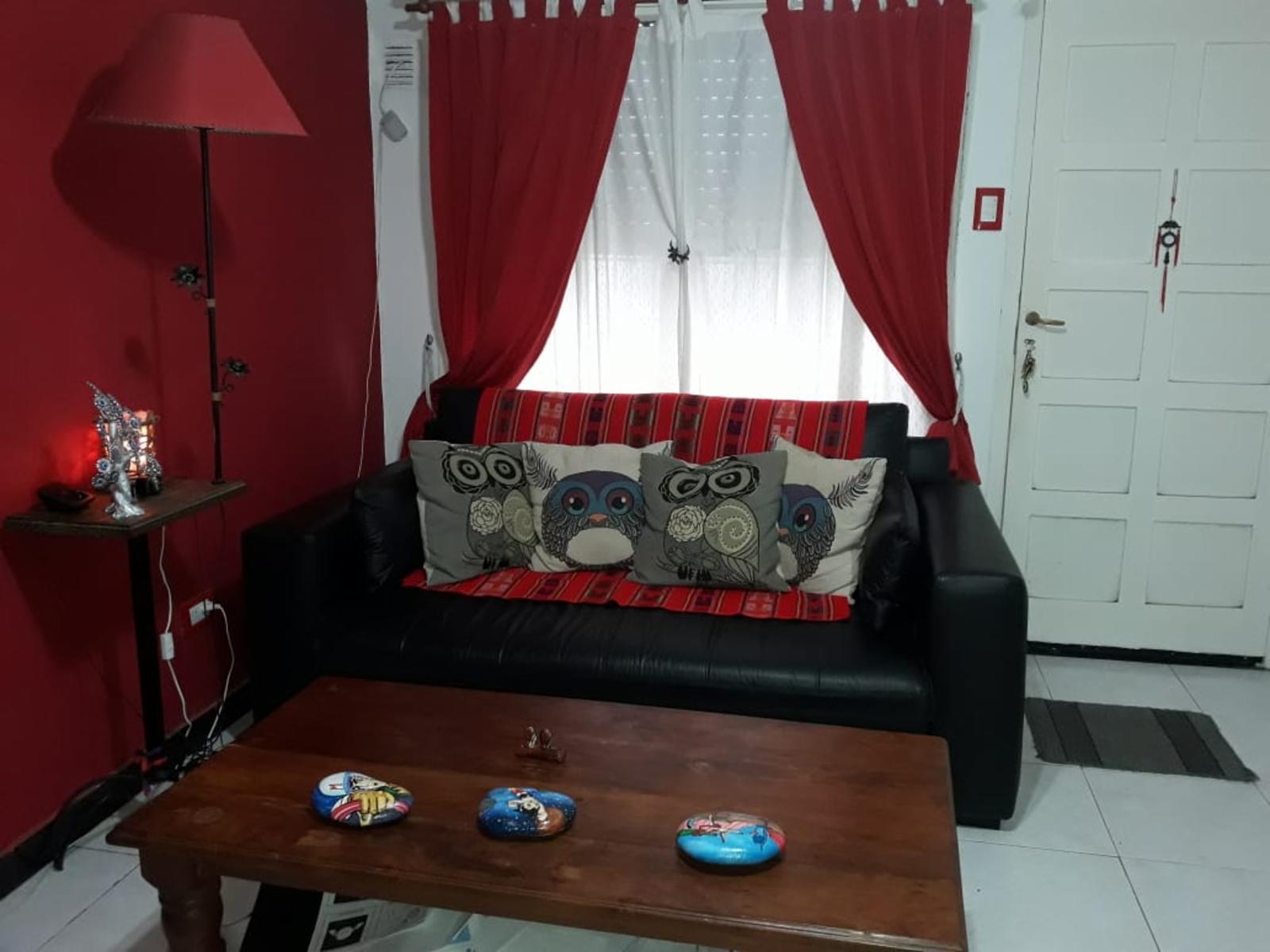 Pintos 3060- Longchamps · Almirante Brown — foto 5